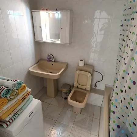 Zeus Hospitality * Vromerí