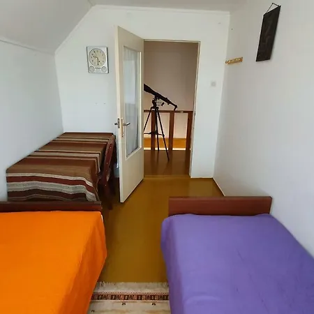 Semesterbostad Zeus Hospitality *